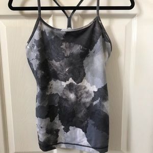 Lululemon workout tank